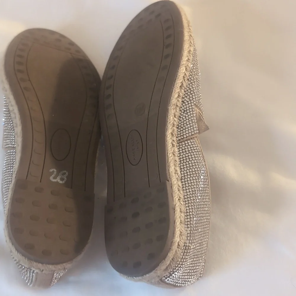 Anne Klein Women Flat Silver Slip-On Textile Elastic Glitter Size 8M